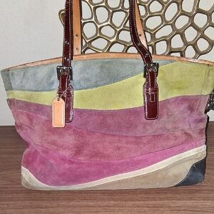 Coach Large Wave Suede Ltd Ed Tote Purse Serial #04Q-4134 Rare Find